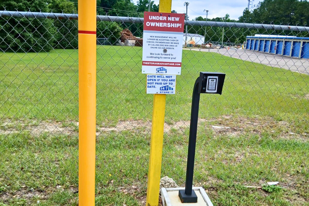 Code gate entry self storage Linden North Carolina